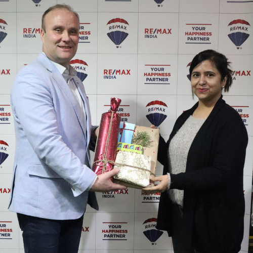Remax India Photo Gallery